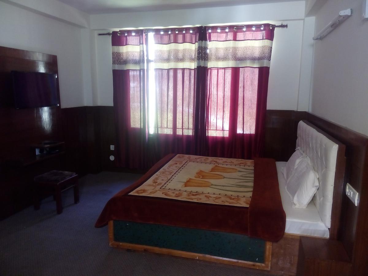 Gautam Hotel & Cottage Manāli Zewnętrze zdjęcie